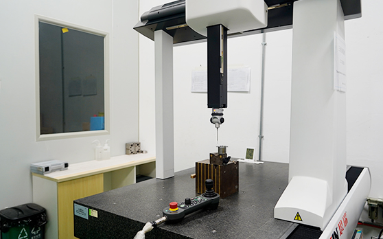 CNC Machining Center